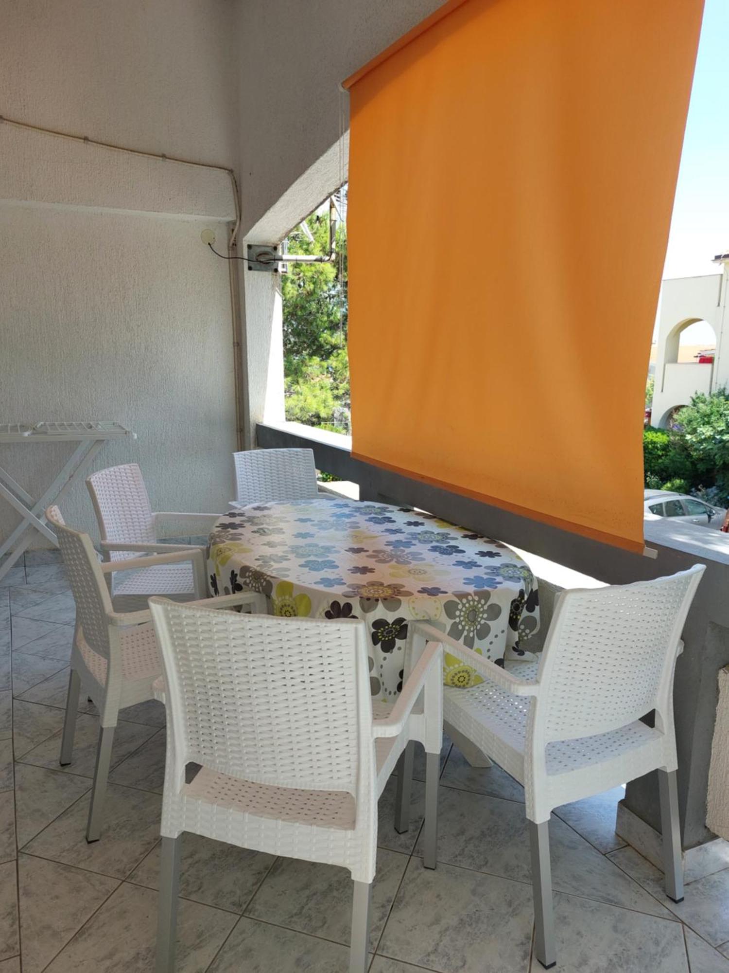 Apartman Nardi Vir Exterior foto